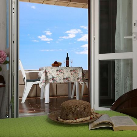 Rooms Cvetka ドゥブロブニク 部屋 写真