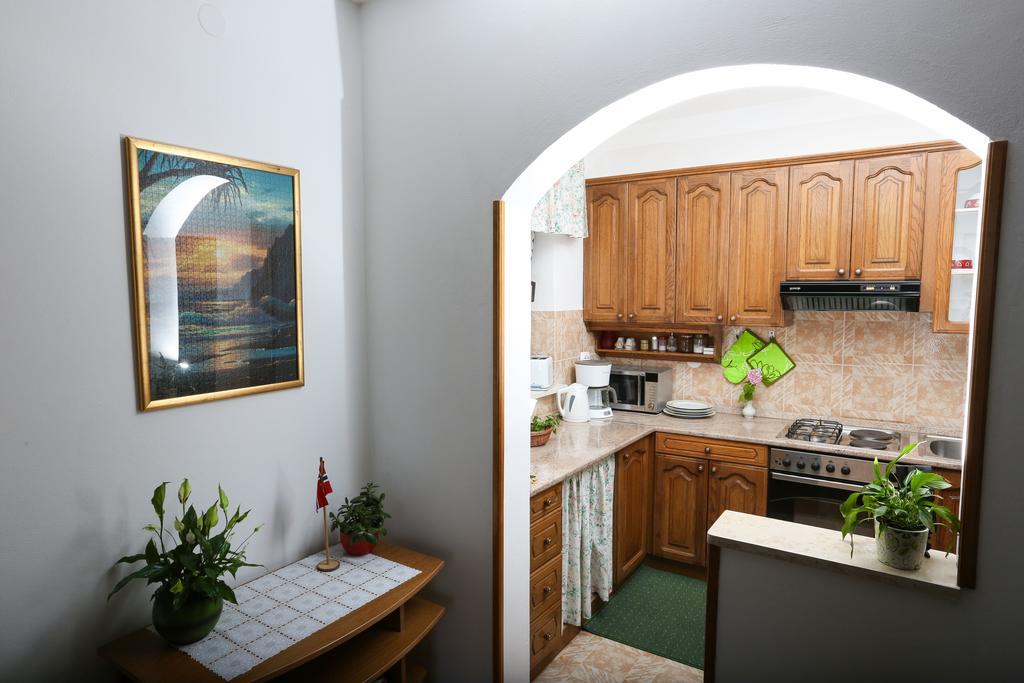 Rooms Cvetka ドゥブロブニク 部屋 写真